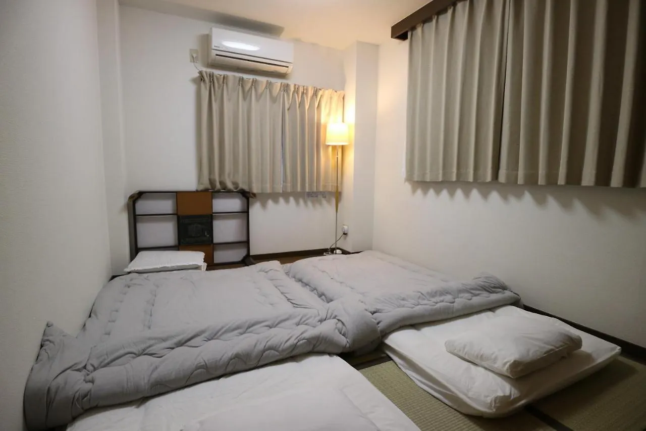 Base Osaka Apartment 0*,